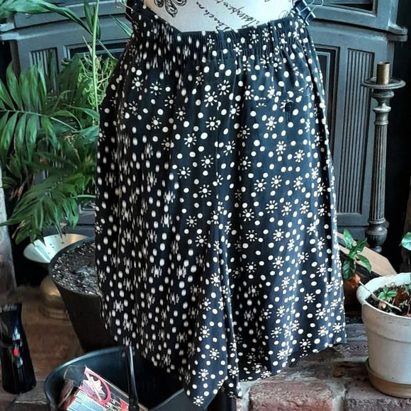 Vintage Liz Claiborne Collection Silk Shorts - Picture 2 of 7